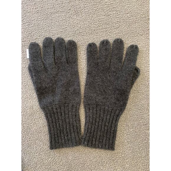 Carolina Amato Men One Size Charcoal Holed It Cashmere Gloves - Picture 1 of 5